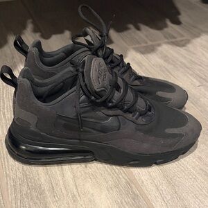 Nike Air Max 270 React in Black
